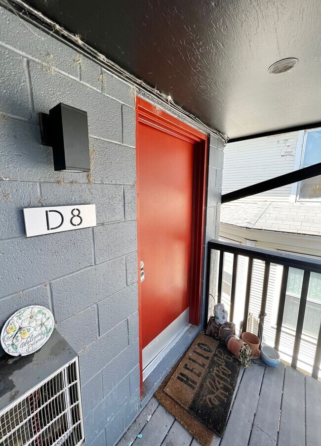Photo - 341 N Garfield Ave Unidad D8