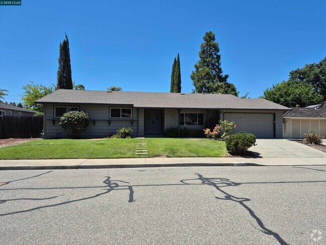 Building Photo - 1225 Terrebonne Dr Rental