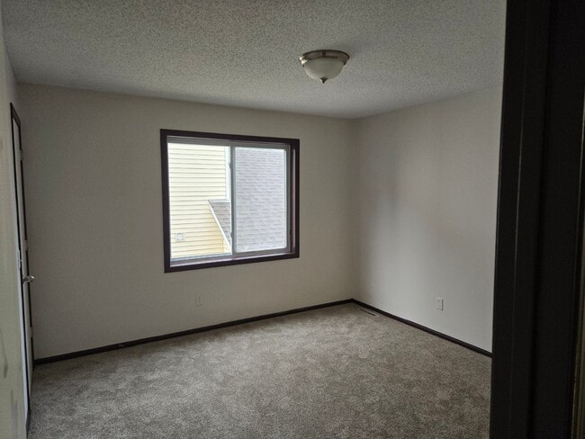 Photo - 1624 Philipp Way
