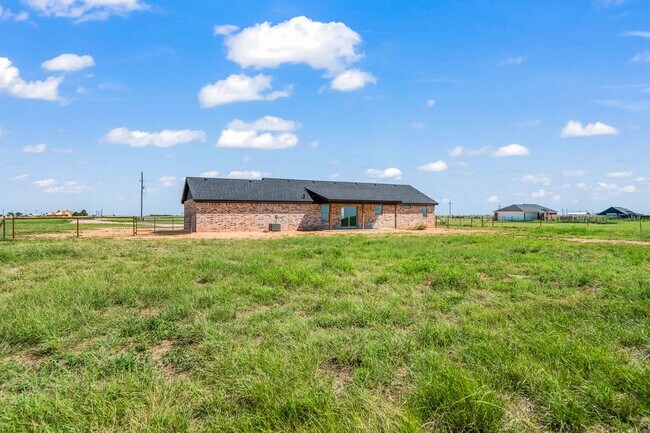 Photo - Country Living In Idalou ISD!