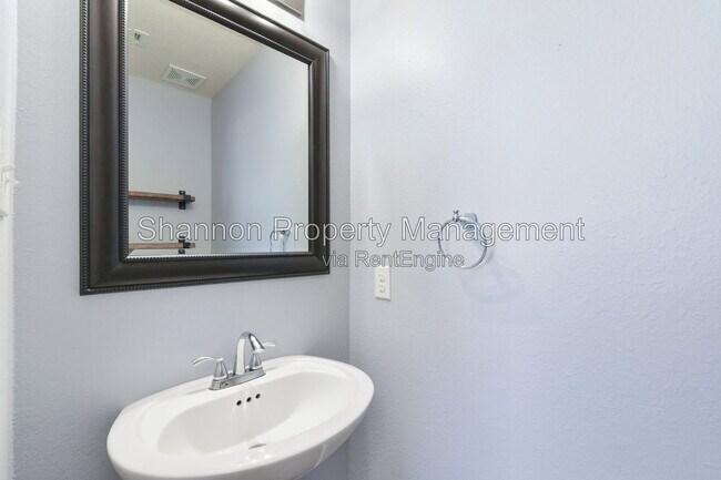 Photo - 11711 Red Hummingbird Dr