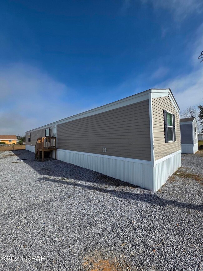 Building Photo - 2723 E 19th St