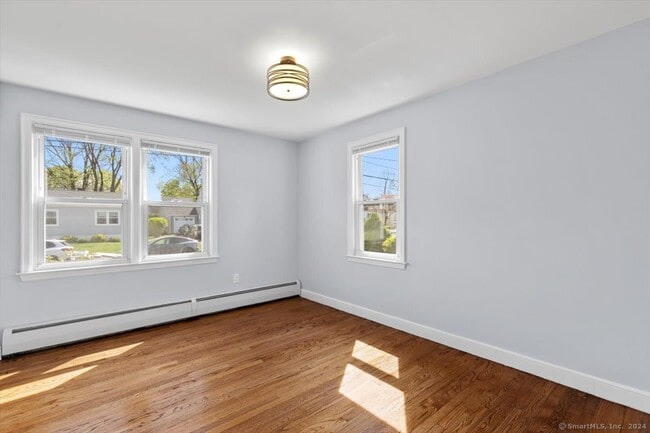 Photo - 119 Sunnyside Ct