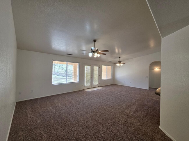 Photo - 627 S Azure Dr