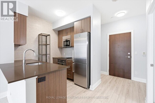 Photo - 6 Eva Rd Unit GL5