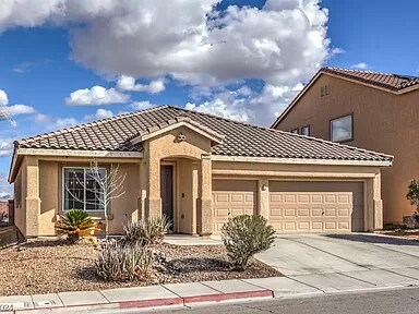 Building Photo - 3828 N Goldfield St