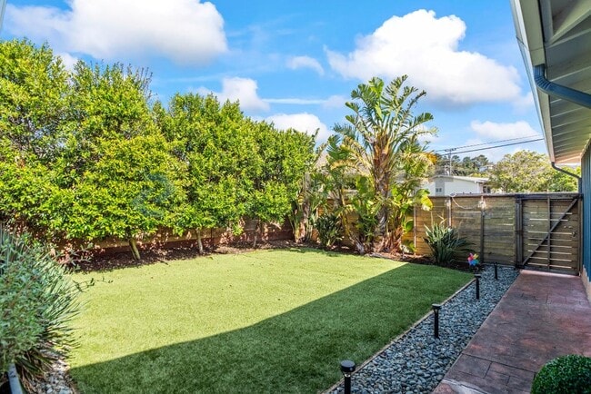 Photo - 1545 Crespi Dr