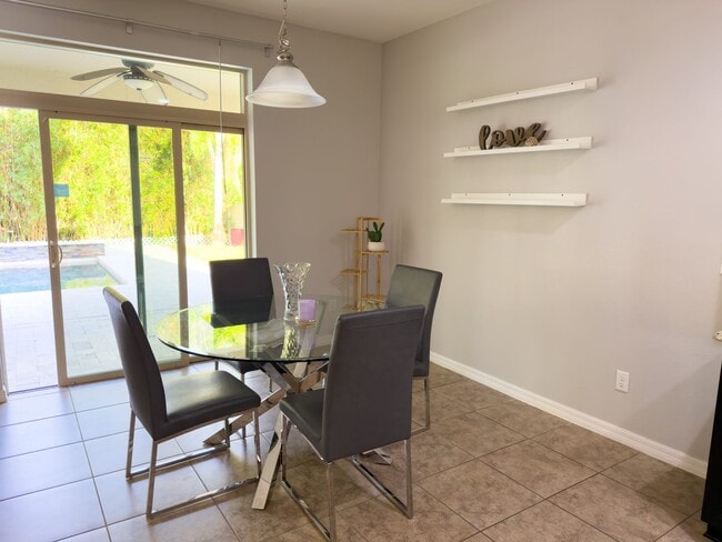 Photo - 14823 Golden Sunburst Ave