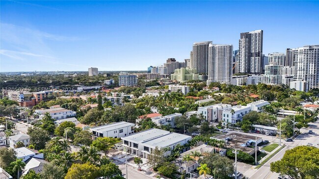 Photo - 17 SE 12th St