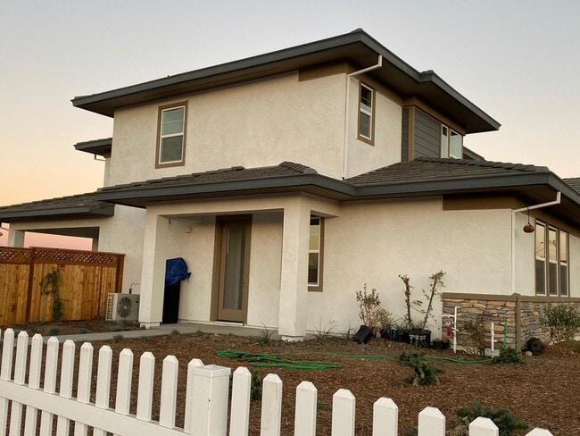 Building Photo - 1 Pendrell Ct Rental