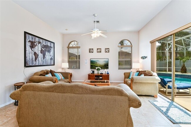 Photo - 611 Brighton Dr