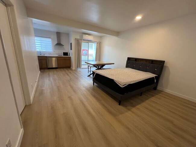 Photo - Gramercy Place Apartments
