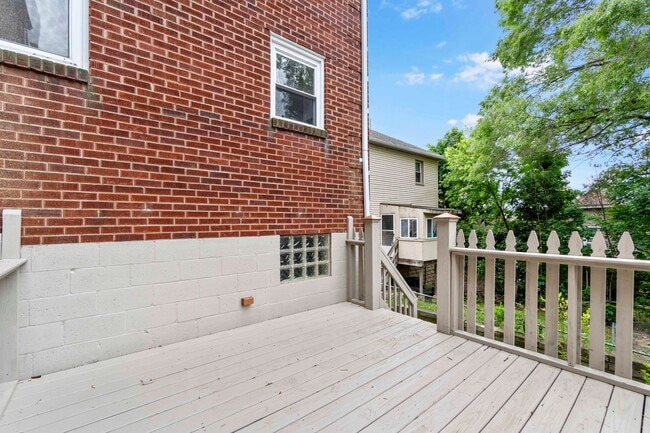 Photo - READY FOR MOVE IN! Fully RENOVATED 2-bedroom in Carrick!