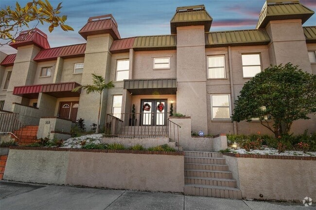 Building Photo - 166 E Davis Blvd Rental