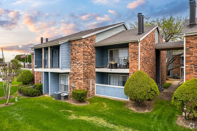 Villa Siena Apartments