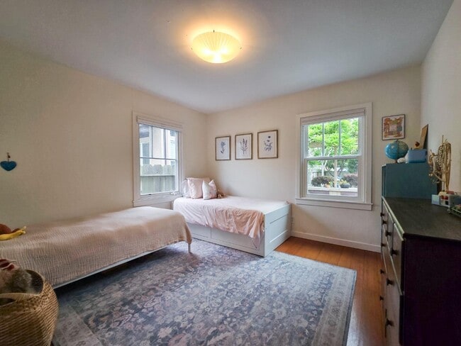 Photo - 470 Poplar St