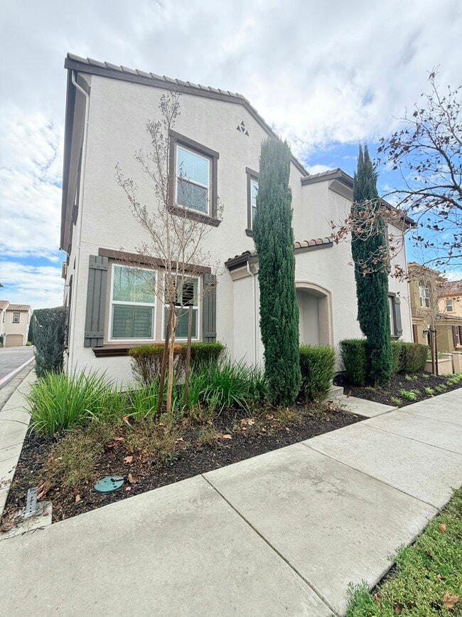 Photo - 3138 Vittoria Loop