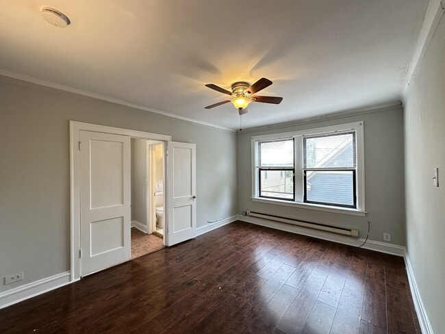 Building Photo - 4532 N Damen Ave Unit J09P