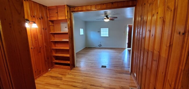 Photo - Charming 4-bedroom in Golden