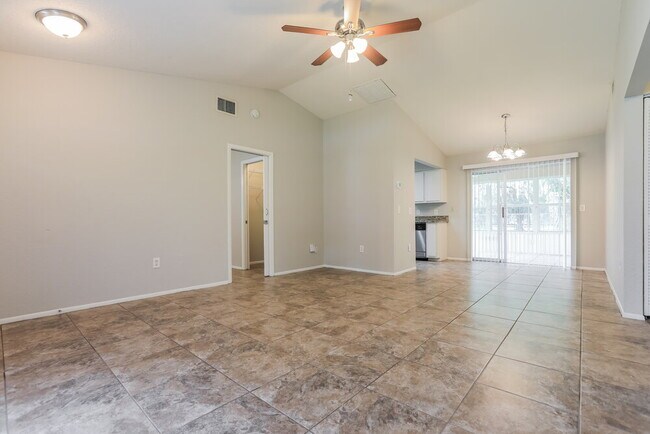 Photo - 17145 Urban Ave