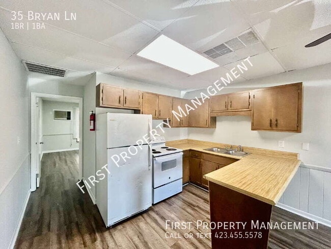 35 Bryan Ln