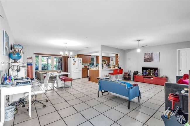 Photo - 17930 NE 6th Ave