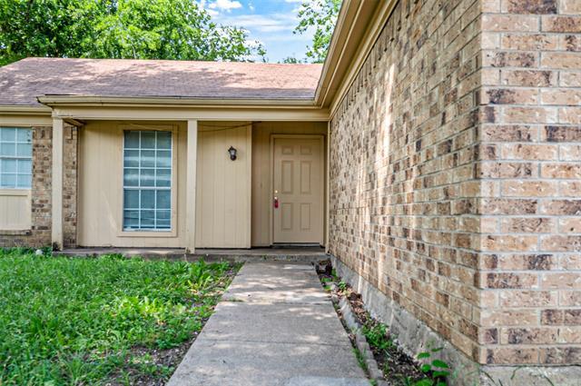 Photo - 7016 Shadow Bend Dr