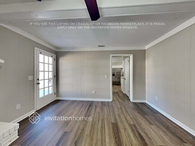 Photo - 123 Woodvale Dr