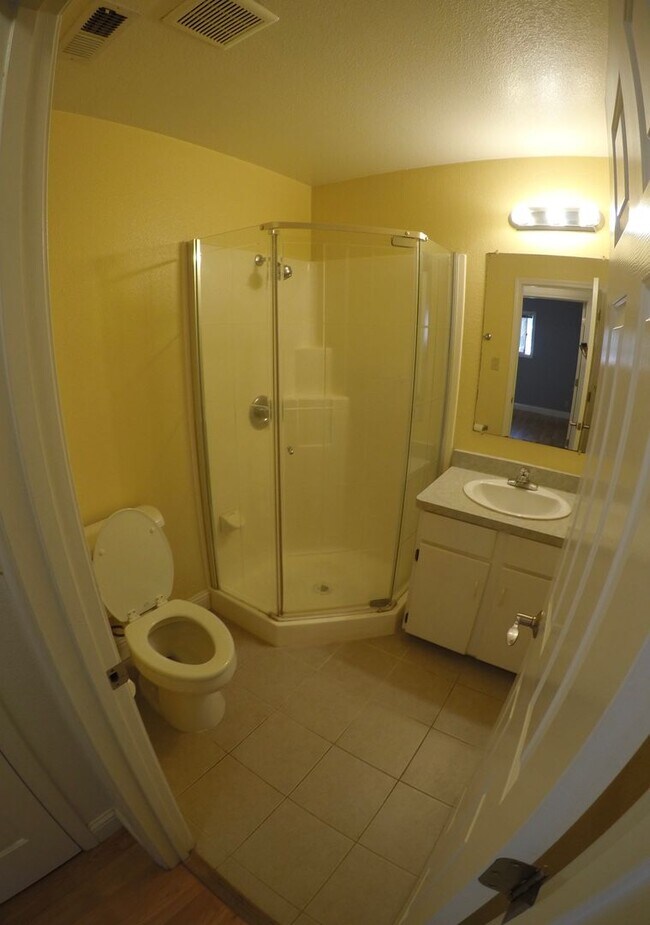 Photo - ROOMMATE CHANGE ONLY