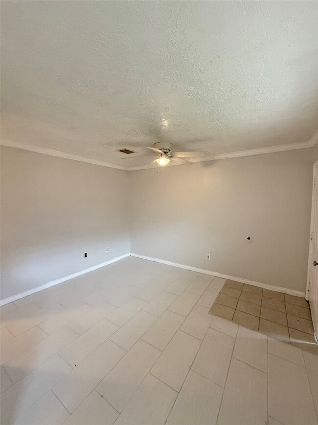 Photo - 3411 Drew St