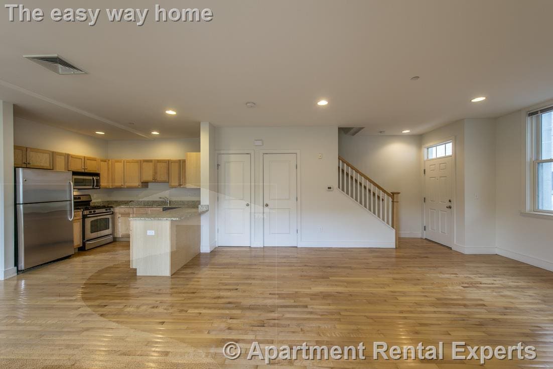 110 Second St Unit #104 - 110 Second St Unit #104