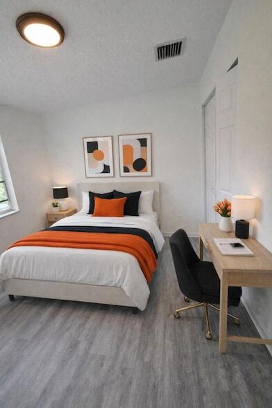 Photo - 2035 Nassau Dr