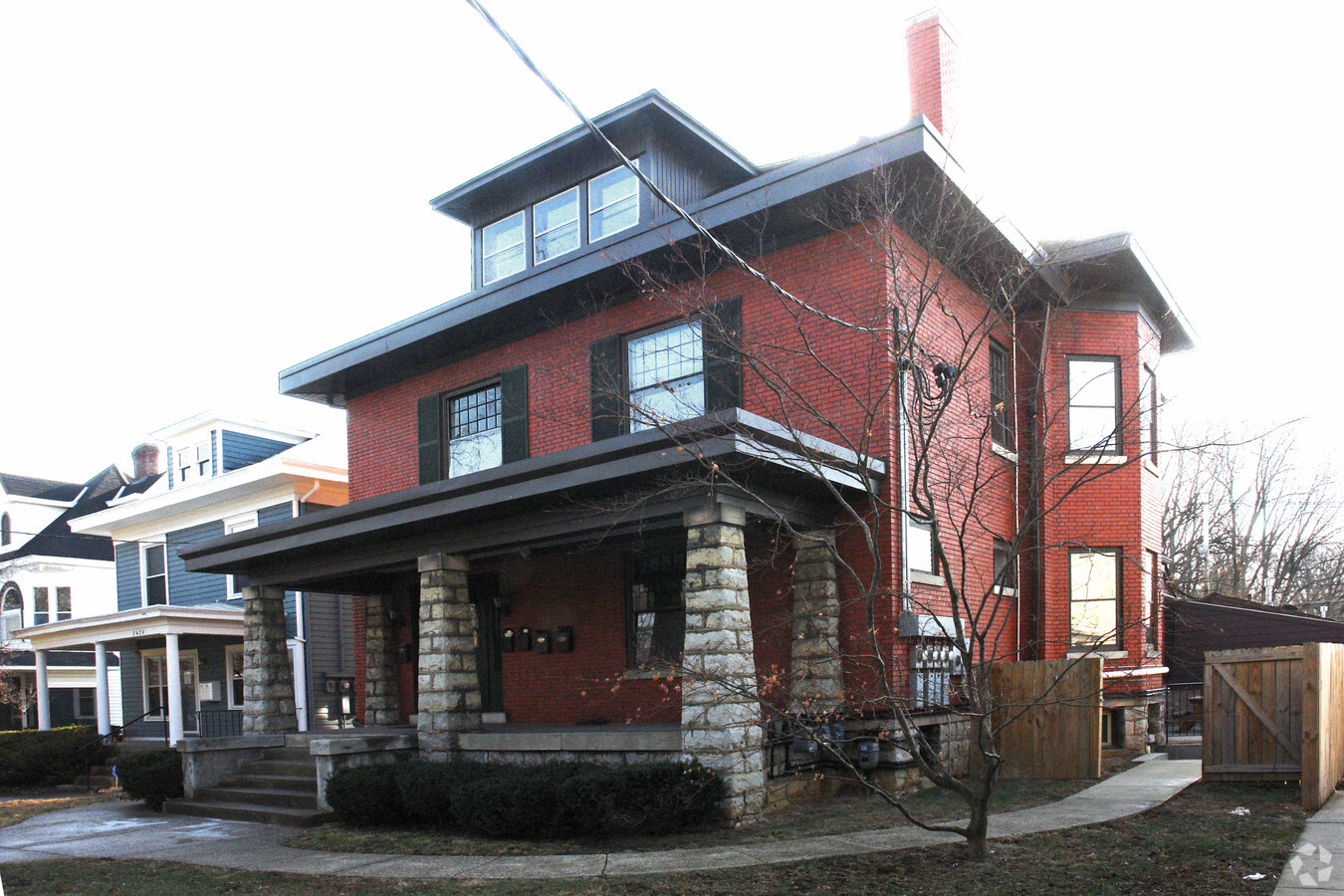 Photo - 2420 Frankfort Ave Apartments
