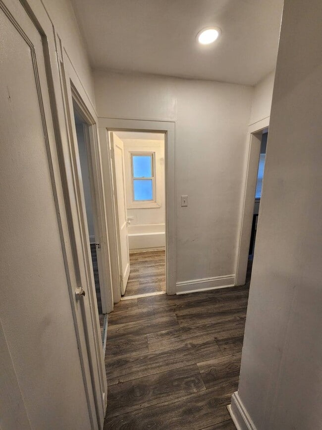 Photo - 18898 Ironwood Ave Unit 18898 Ironwood Ave - Down