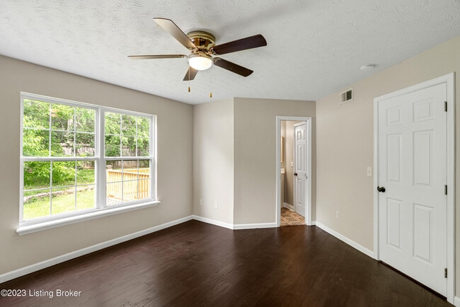 Photo - 7013 Brook Bend Way