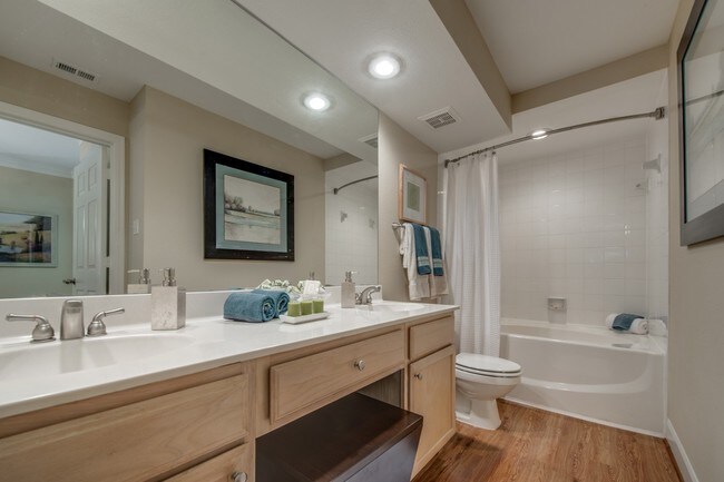 Photo - Park on Memorial