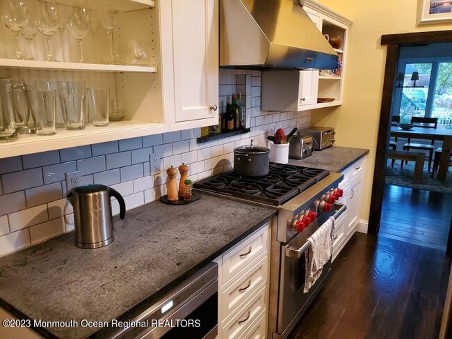 Photo - 218 Bridge Ave