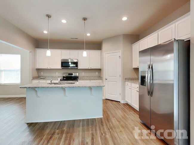 Photo - 741 Rolling Creek Cir