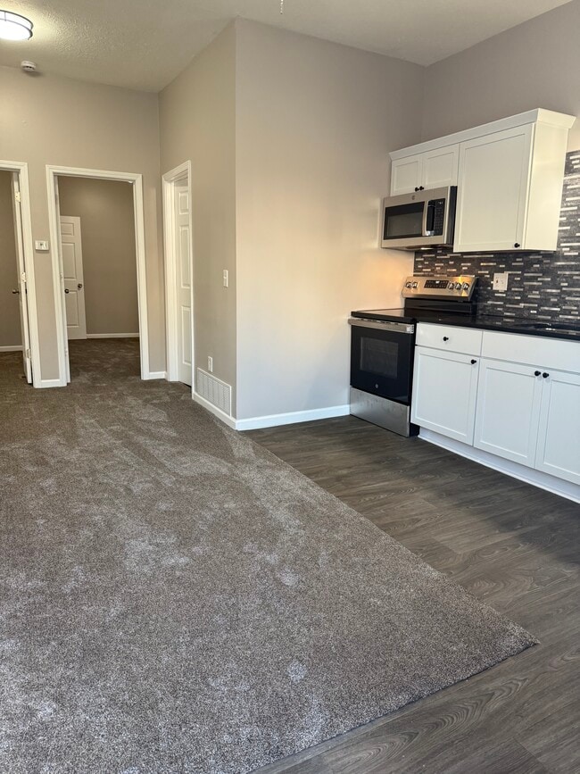 Photo - 121 W Ohio St Unit a