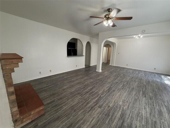 Photo - 2605 Alcott Ln