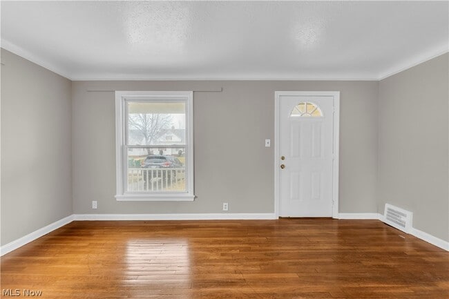 Photo - 21303 Kenyon Dr