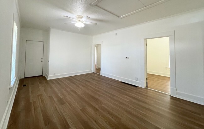 Photo - 619 N Washington St Unit 619 N Washington