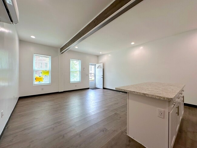 Photo - 403 Liberty St Unidad 403