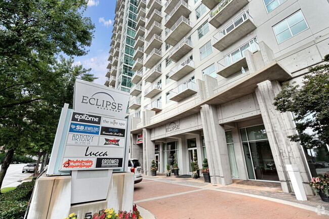 Building Photo - 250 Pharr Rd NE Unit 2006 Rental