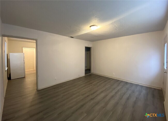 Photo - 902 S 4th St