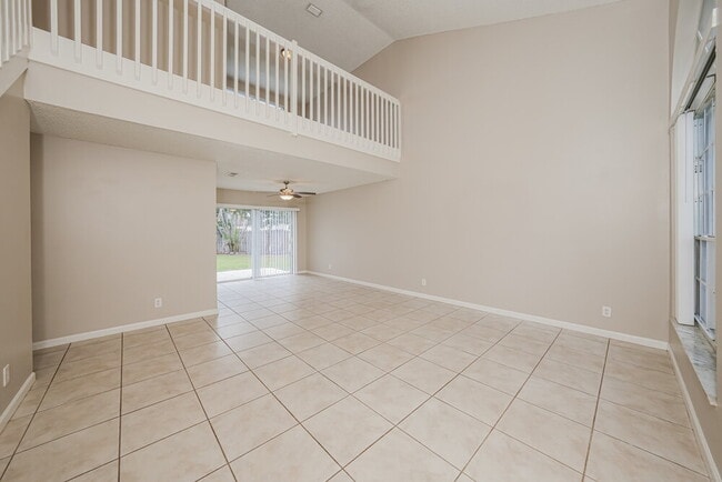 Photo - 7142 Davit Cir