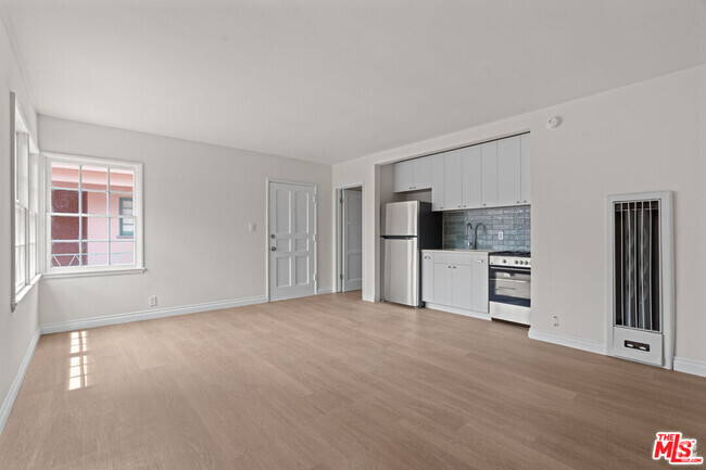 Building Photo - 148 S McCarty Dr Unit 19 Rental