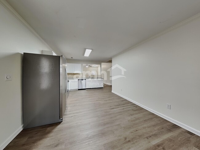 Photo - 4477 Westhill Pl