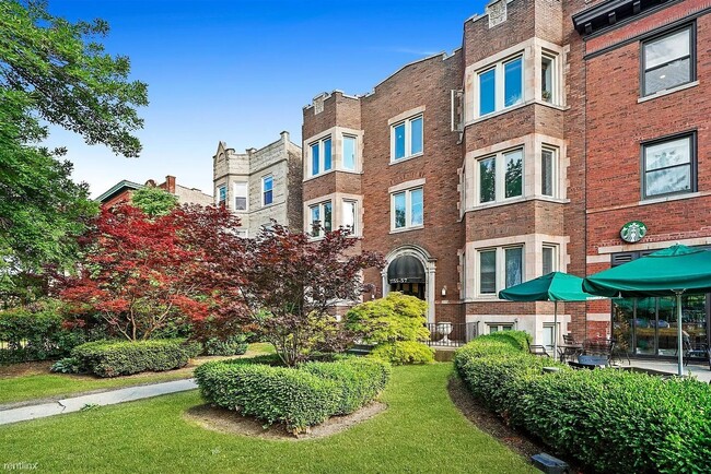 Building Photo - 2755 W Logan Blvd Unit 2