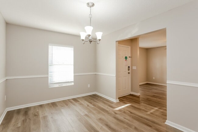 11305 Silver Key Dr